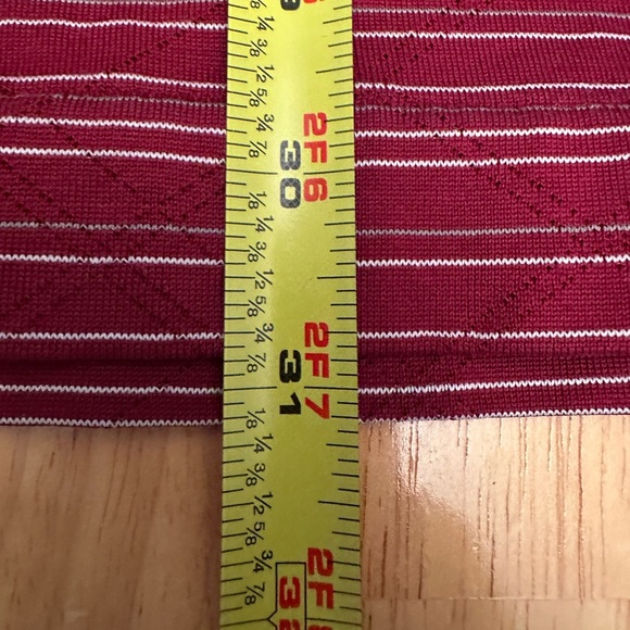 Tiger Woods Nike Golf Shirt Red Striped Collared Polo TW Logo Size Large - Picture 7 of 7
